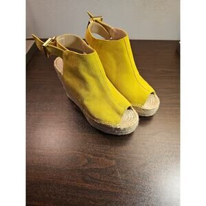 Kenneth Cole Olivia Esespadrilles Size 5 Women Shoes Yellow Suede Wedge Heel